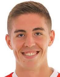https://img.longzhuzhibou.com.cn/img/football/player/295384b1859208da1d7fa689429e718d.png
