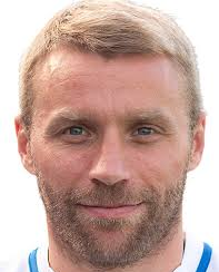 https://img.longzhuzhibou.com.cn/img/football/player/3b7995832fbc3e8cb41cd800b24fb7d9.jpg