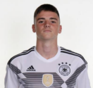 https://img.longzhuzhibou.com.cn/img/football/player/53b25842064bc5dc56bac70d648d7859.jpg