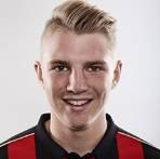 https://img.longzhuzhibou.com.cn/img/football/player/5842aa1c7b4413dfb0706b1e579535ff.png