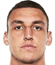 https://img.longzhuzhibou.com.cn/img/football/player/ce31cc4cbe52b625c8d27ae2be7d124c.jpg