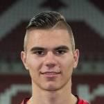 https://img.longzhuzhibou.com.cn/img/football/player/cef3056e485c383243a3126e981bc186.png