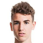 https://img.longzhuzhibou.com.cn/img/football/player/eeabd883dfaf12ab90d9b81ac2dfca8c.jpg